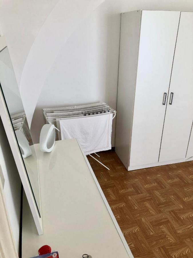 Tre Amici Apartment คาตาเนีย ภายนอก รูปภาพ