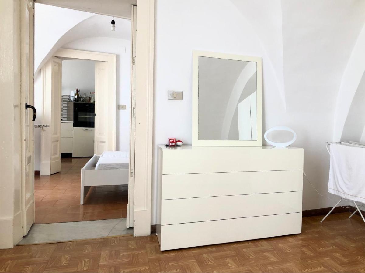 Tre Amici Apartment คาตาเนีย ภายนอก รูปภาพ